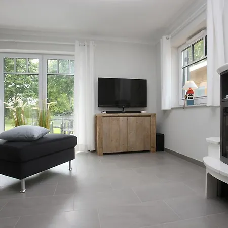 בית נופש Reethaus Am Mariannenweg 11a *